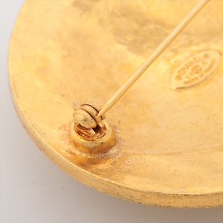 Chanel Vintage CC Clover Pendant Metal