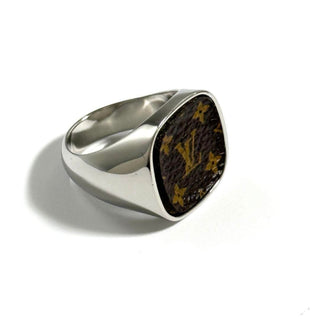 Louis Vuitton - Signet ring - Louis Vuitton Signet ring