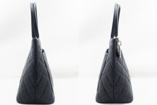 Chanel - Medaillon - Chanel Medaillon