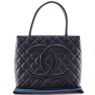 Chanel - Medaillon - Chanel Medaillon