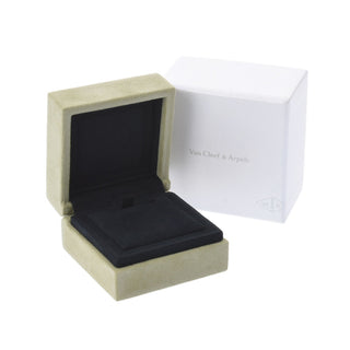 Van Cleef & Arpels Alhambra necklace