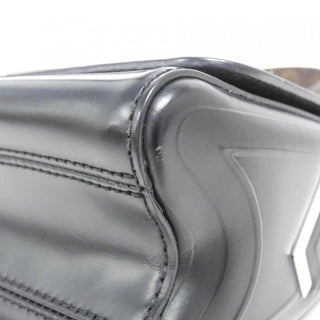 Louis Vuitton - Louis Vuitton