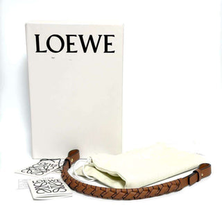 Loewe - -- - Loewe --