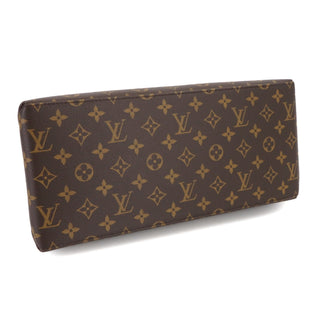 Louis Vuitton Palais