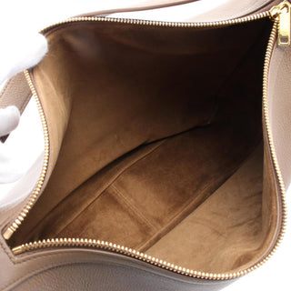 Céline - - - Céline -