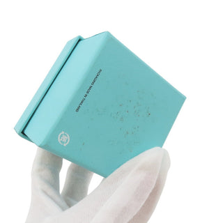 Tiffany & Co - T - Tiffany & Co T
