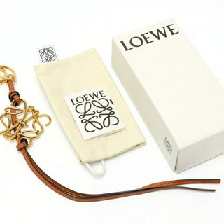 Loewe - Anagram - Loewe Anagram