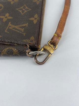 Louis Vuitton Pochette Accessoires Monogram Canvas
