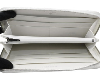 Chanel Trifold Flap Wallet Quilted Caviar