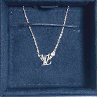 Louis Vuitton - Louis Vuitton