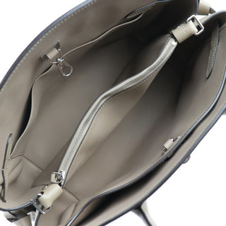 Louis Vuitton - Milla - Louis Vuitton Milla
