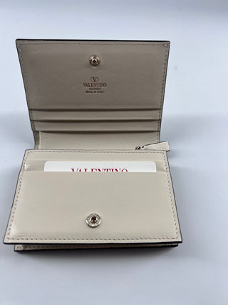 Valentino Garavani Rockstud Pouch Leather