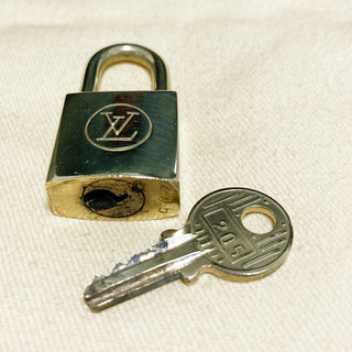 Louis Vuitton Cadenas Bag Charm Gold-plated