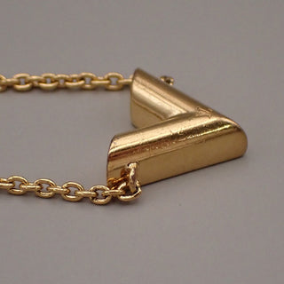 Louis Vuitton Essential V Bracelet Metal
