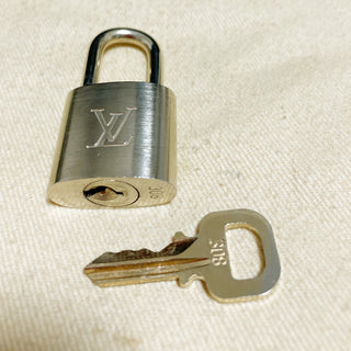 Louis Vuitton Cadenas Bag Charm Gold-plated