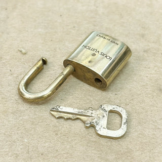 Louis Vuitton Cadenas Bag Charm Gold-plated