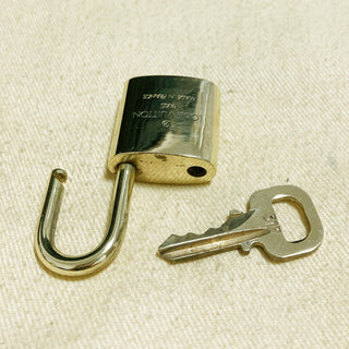 Louis Vuitton Cadenas Bag Charm Gold-plated
