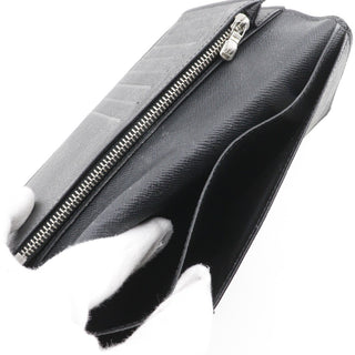 Louis Vuitton Brazza Long Bifold wallet Taiga Leather