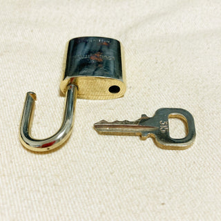 Louis Vuitton Cadenas Bag Charm Gold-plated