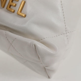 Chanel 22 Chain Hobo Quilted lambskin