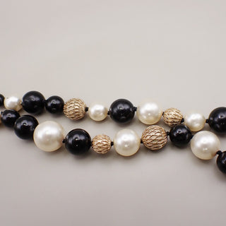 Chanel CC Logo Chain Pendant Necklace Imitation Pearl Imitation pearl with Gold-Plated and Beads