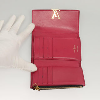 Louis Vuitton Capucines Compact wallet Leather
