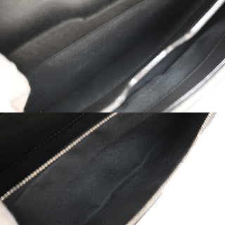 Louis Vuitton Robusto 2 Briefcase Taiga Leather