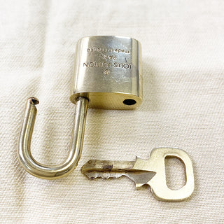 Louis Vuitton Cadenas Bag Charm Gold-plated