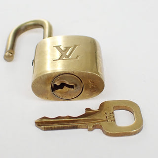 Louis Vuitton Cadenas Bag Charm Gold-plated