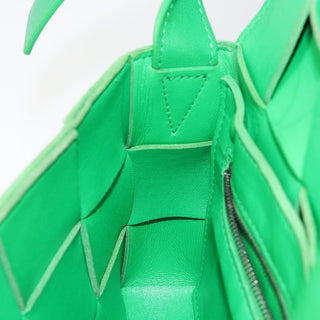 Bottega Veneta Cassette Crossbody Bag Maxi Intrecciato Leather