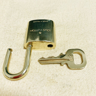 Louis Vuitton Cadenas Bag Charm Gold-plated