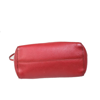 Gucci Swing Crossbody Bag Pebbled Leather