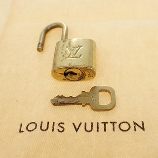 Louis Vuitton Cadenas Bag Charm Gold-plated