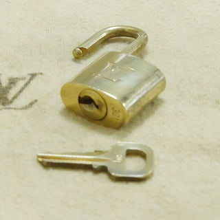 Louis Vuitton Cadenas Bag Charm Gold-plated