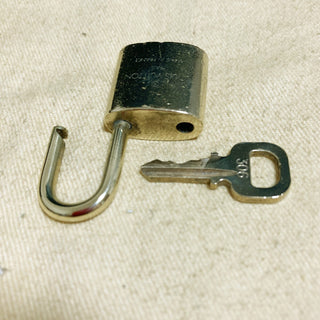 Louis Vuitton Cadenas Bag Charm Gold-plated