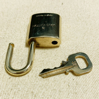 Louis Vuitton Cadenas Bag Charm Gold-plated