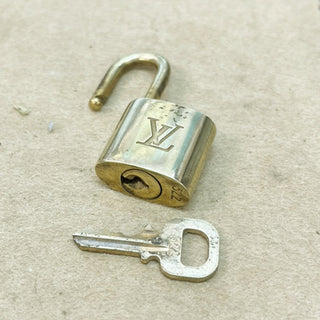 Louis Vuitton Cadenas Bag Charm Gold-plated