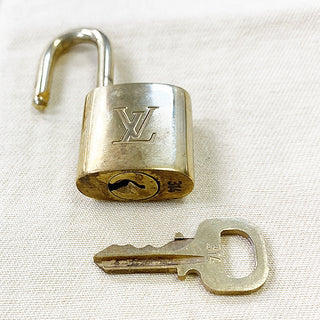 Louis Vuitton Cadenas Bag Charm Gold-plated