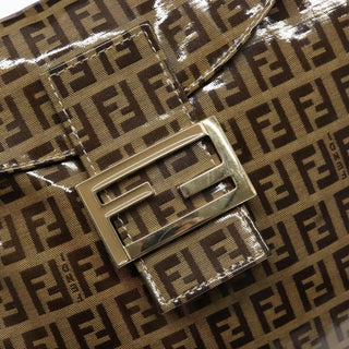 Fendi Mamma baguette Cuir verni
