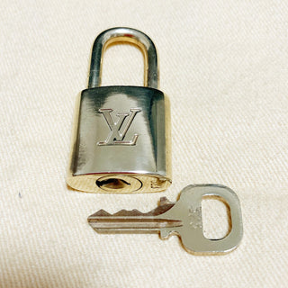 Louis Vuitton Cadenas Bag Charm Gold-plated