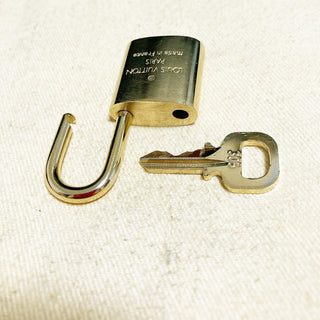 Louis Vuitton Cadenas Bag Charm Gold-plated
