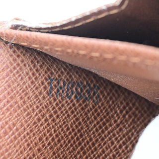Louis Vuitton Vintage Sarah Wallet Monogram Canvas