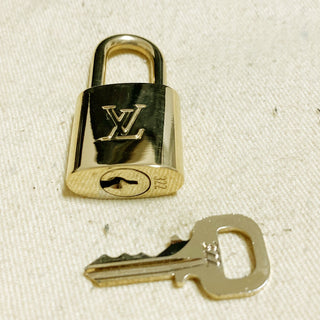 Louis Vuitton Cadenas Bag Charm Gold-plated