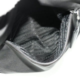 Prada Zip Messenger Bag Horizontal Quilt Tessuto
