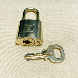 Louis Vuitton Cadenas Bag Charm Gold-plated