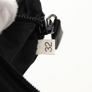 Prada Re-Edition 2000 Hobo Tessuto