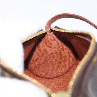 Louis Vuitton Papillon Pochette Monogram Canvas