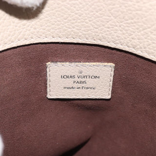 Louis Vuitton Sevres Handbag Mahina Leather