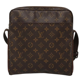 Louis Vuitton Trotteur Beaubourg Handbag Monogram Canvas