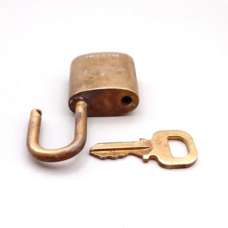 Louis Vuitton Cadenas Bag Charm Gold-plated